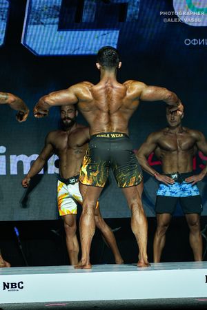 MAN'S PHYSIQUE 179